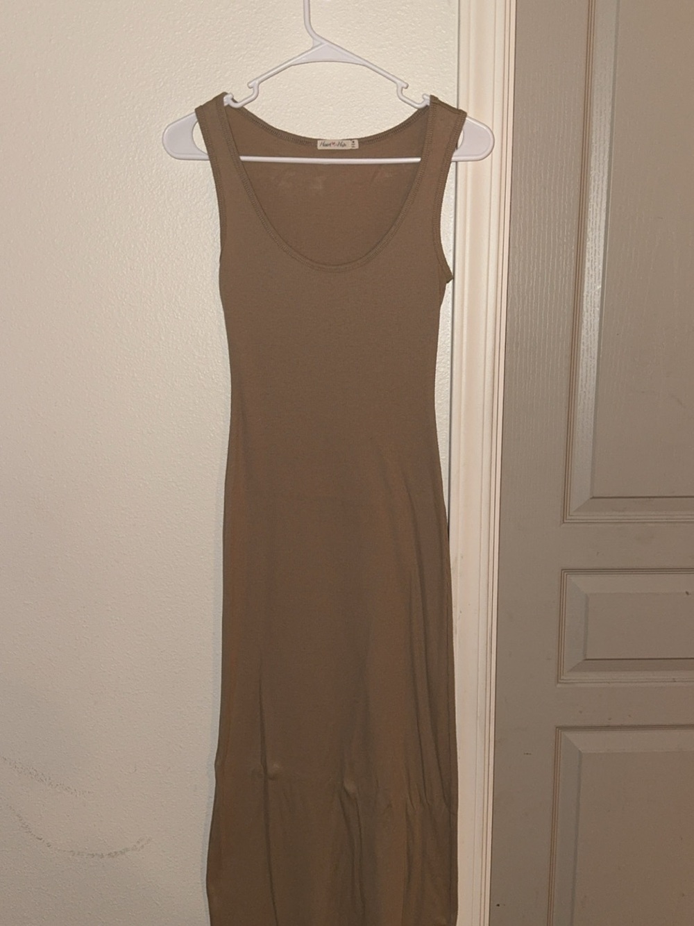 Women’s Sleeveless Maxi Tank Dress in Tan